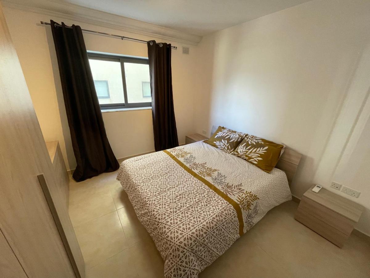Blue Skies Family Apartment With Terrace Σεντ Πόλς Μπέι Εξωτερικό φωτογραφία